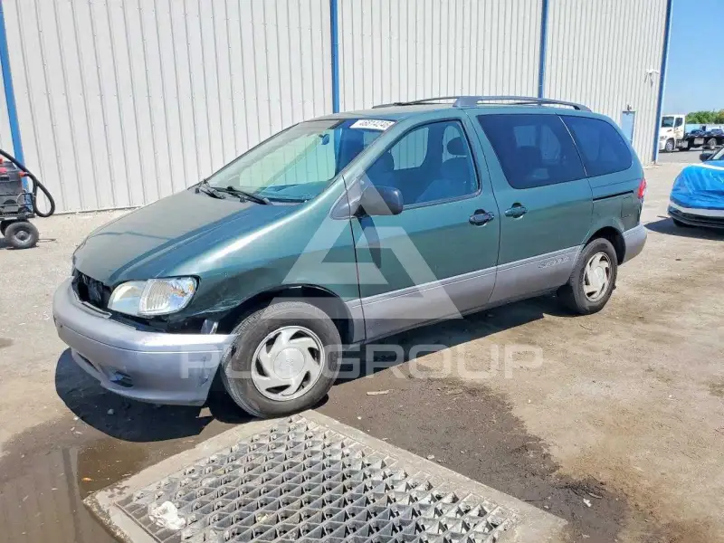 2001 Toyota SIENNA фото