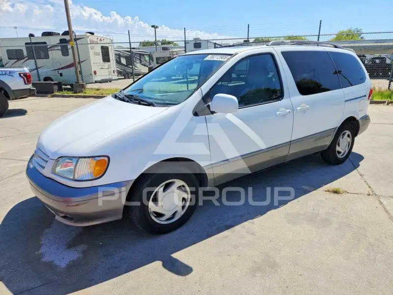 2001 Toyota SIENNA фото