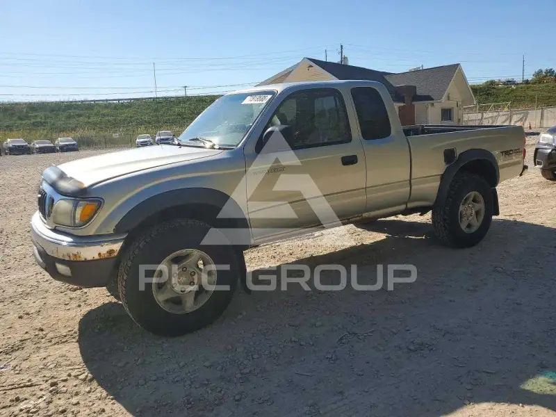 2001 Toyota TACOMA photo