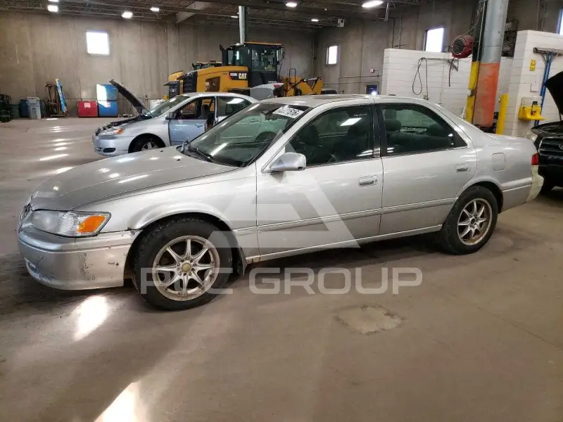 2001 Toyota CAMRY photo