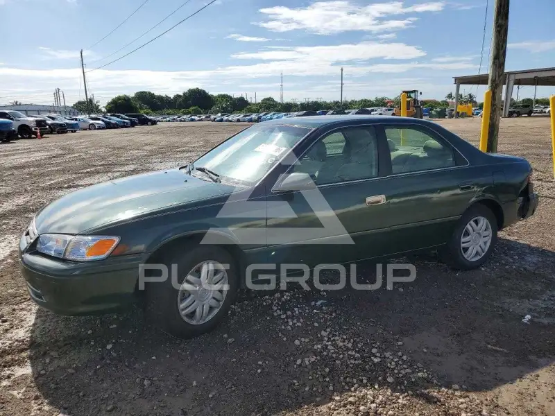 2001 Toyota CAMRY фото