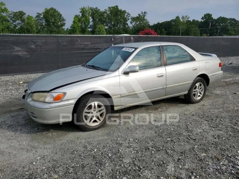 2001 Toyota CAMRY фото