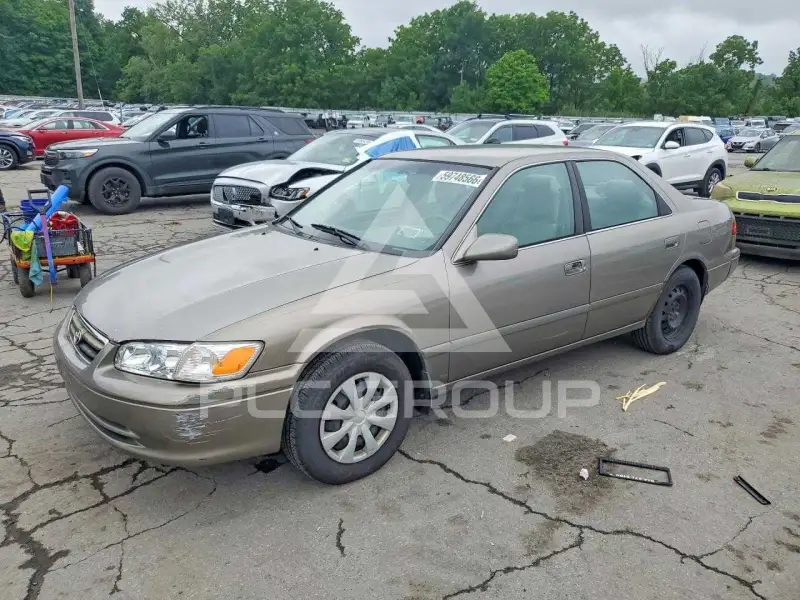 2001 Toyota CAMRY фото