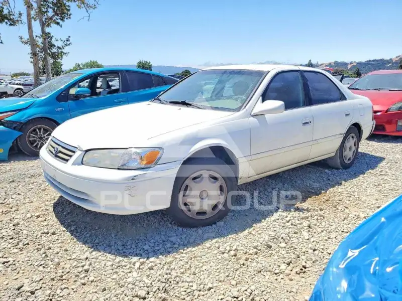 2001 Toyota CAMRY фото