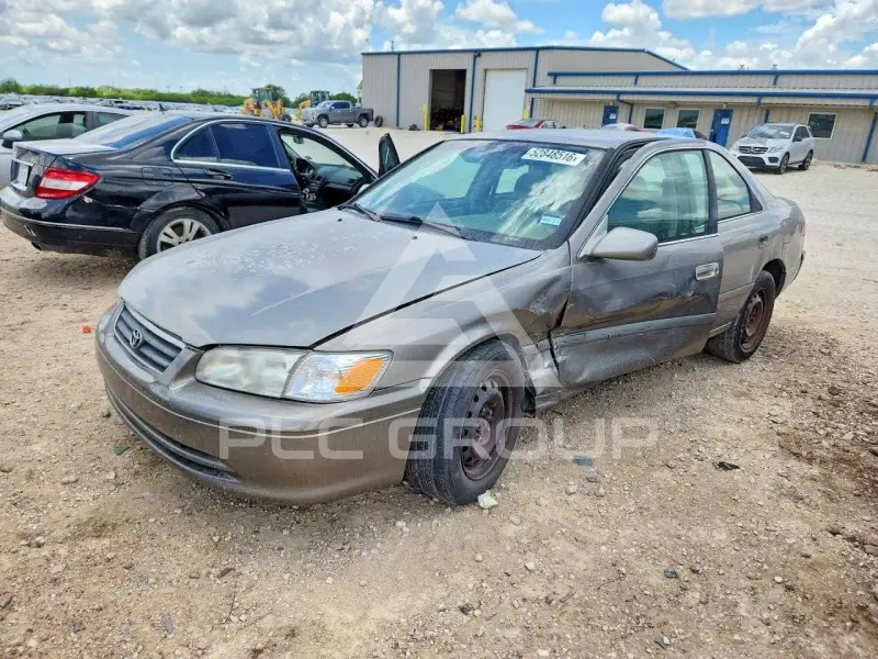 2001 Toyota CAMRY фото