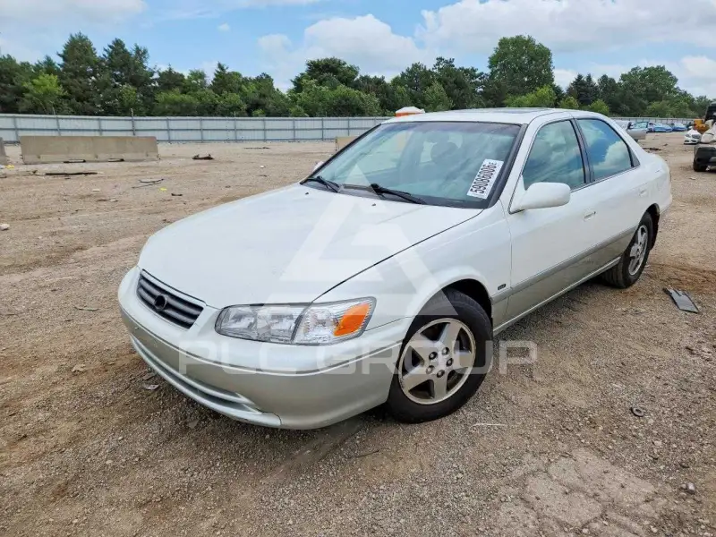 2001 Toyota CAMRY фото