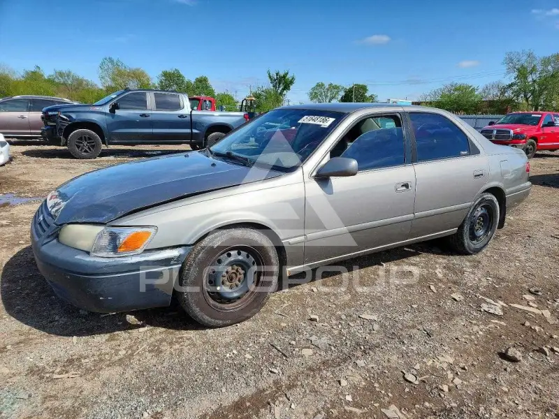 2001 Toyota CAMRY фото