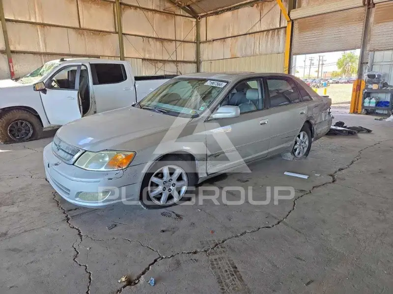 2001 Toyota AVALON фото