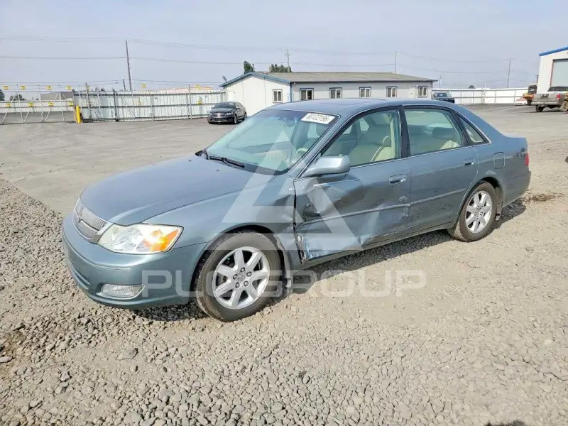 2001 Toyota AVALON фото