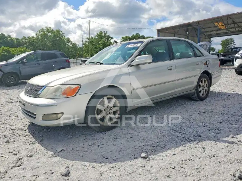 2001 Toyota AVALON фото