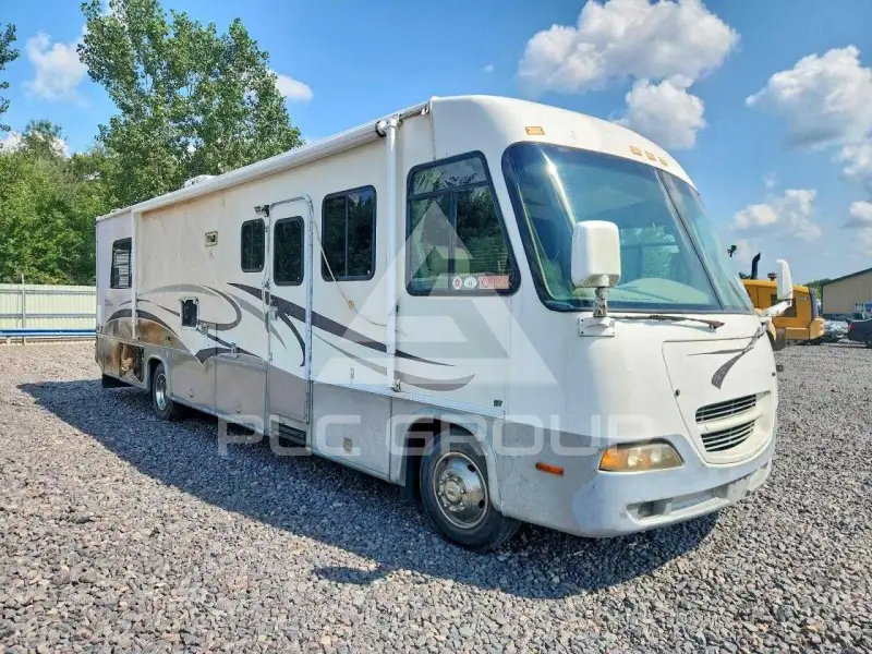 2001 Ford F-550 photo