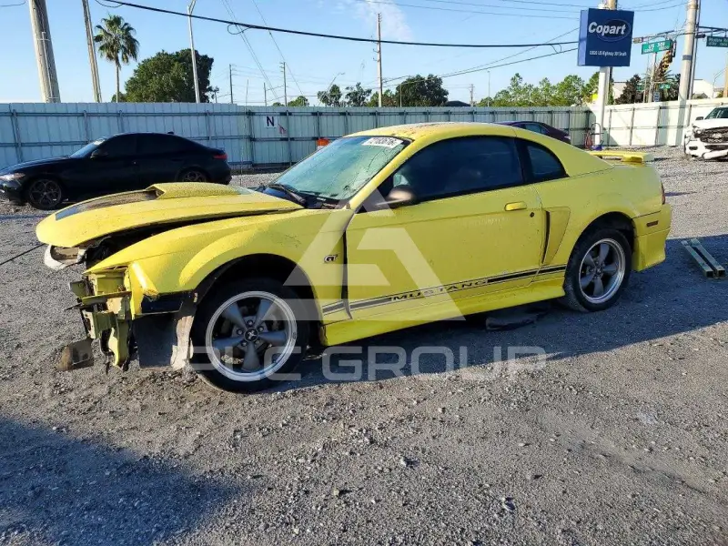 2001 Ford MUSTANG photo