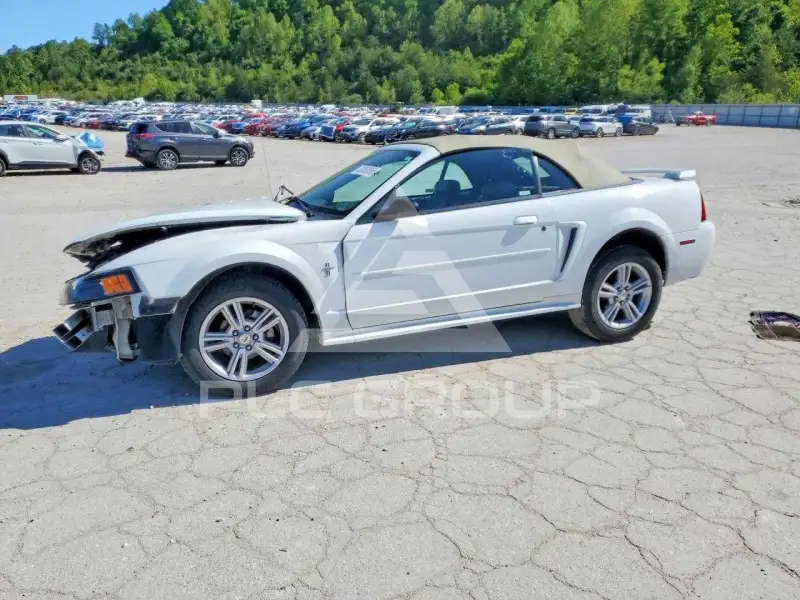 2001 Ford MUSTANG фото