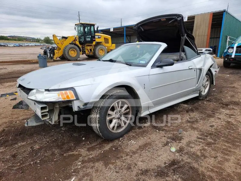 2001 Ford MUSTANG фото