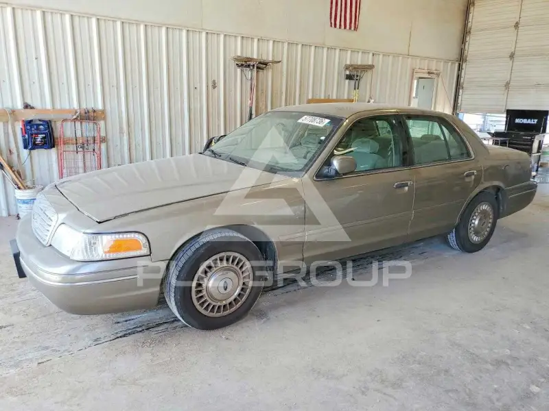 2001 Ford CROWN фото
