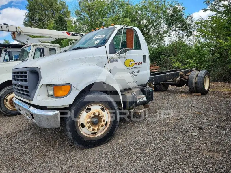 2001 Ford F-650 фото