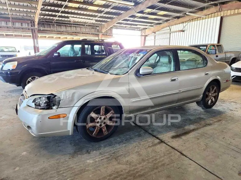 2002 Nissan MAXIMA photo