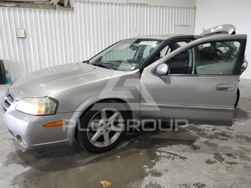 2002 Nissan MAXIMA photo