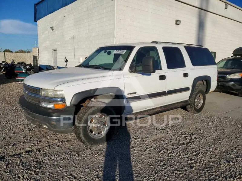 2002 Chevrolet Suburan photo