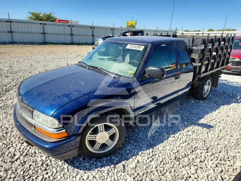 2002 Chevrolet S10 фото