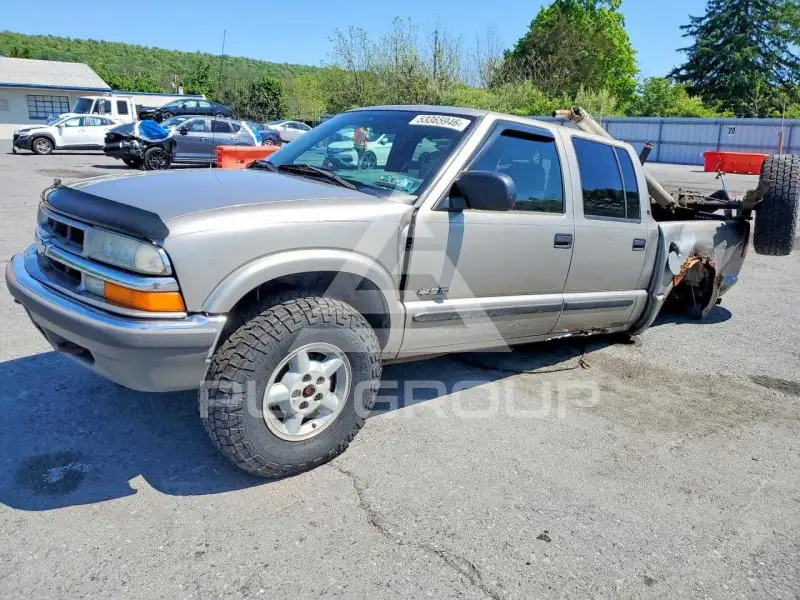 2002 Chevrolet S10 фото