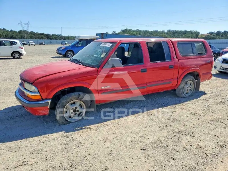 2002 Chevrolet S10 photo