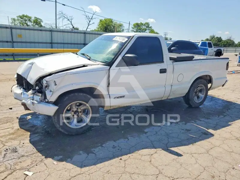 2002 Chevrolet S10 фото