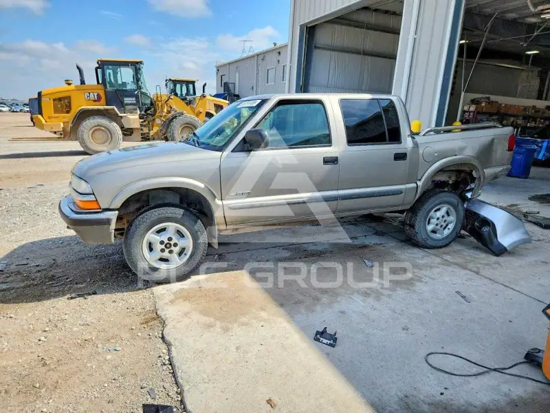 2002 Chevrolet S10 фото
