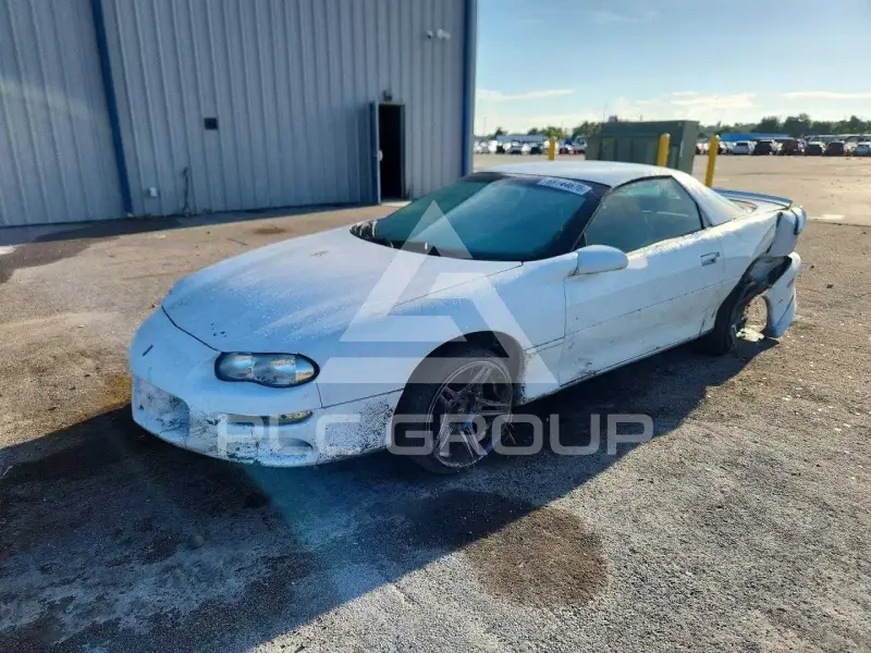 2002 Chevrolet Camaro photo