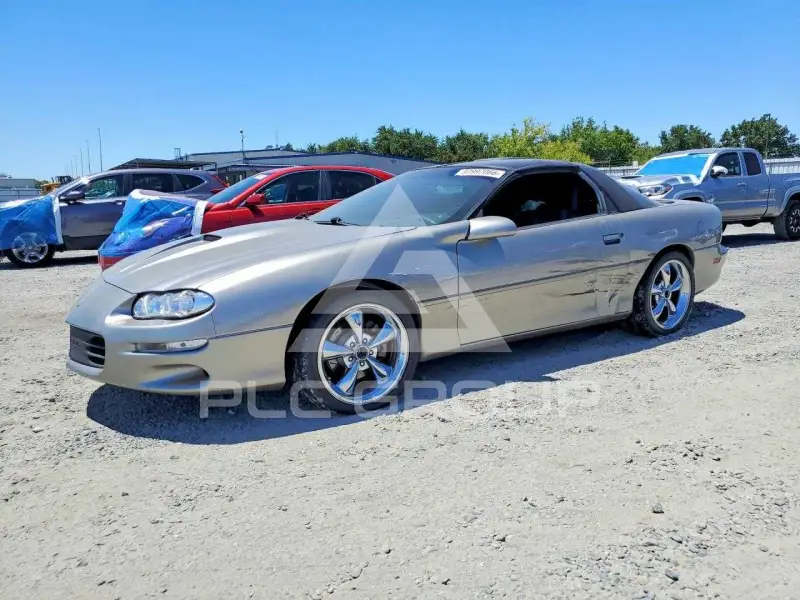 2002 Chevrolet Camaro photo