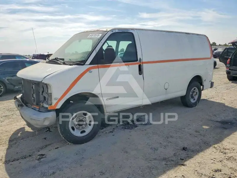 2002 Chevrolet Express photo