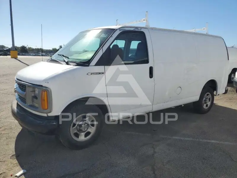 2002 Chevrolet Express фото