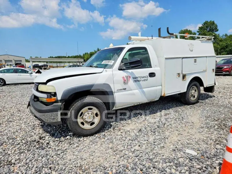 2002 Chevrolet Silverado photo