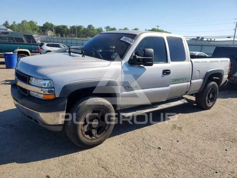 2002 Chevrolet Silverado photo