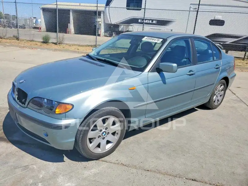 2002 BMW 325 photo