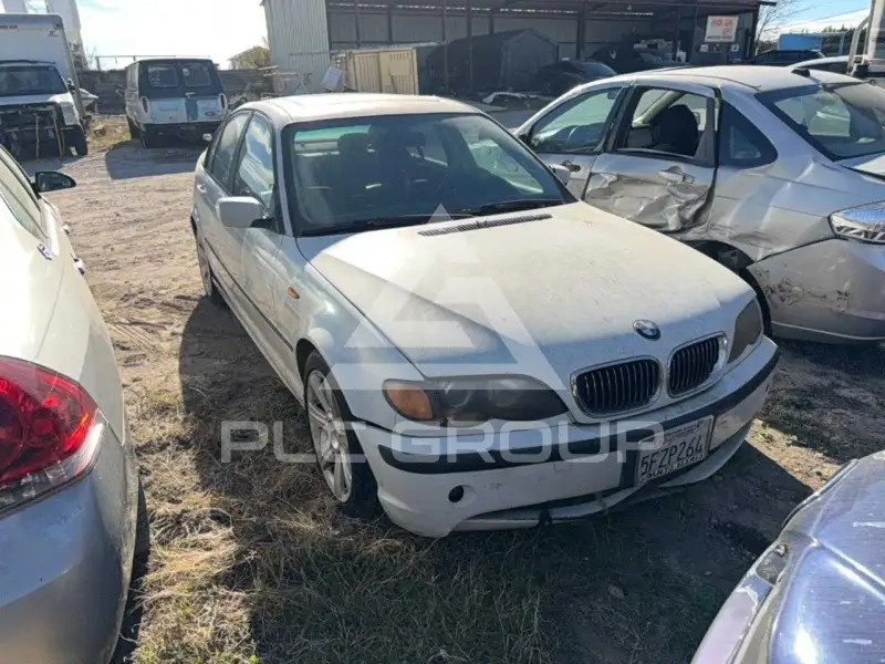 2002 BMW 325 photo