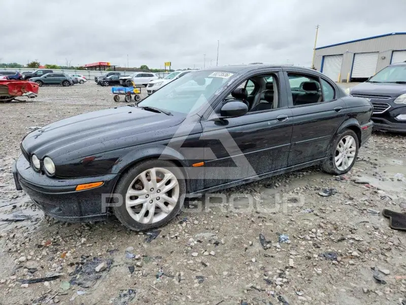 2002 Jaguar X-TYPE photo