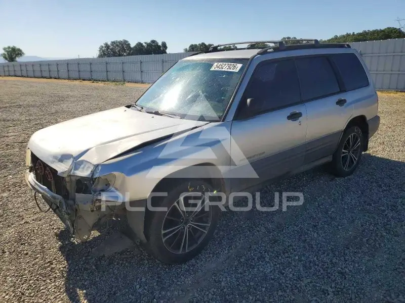 2002 Subaru Forester photo