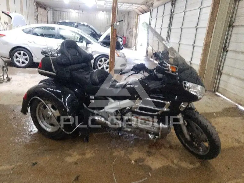 2002 Honda GL фото