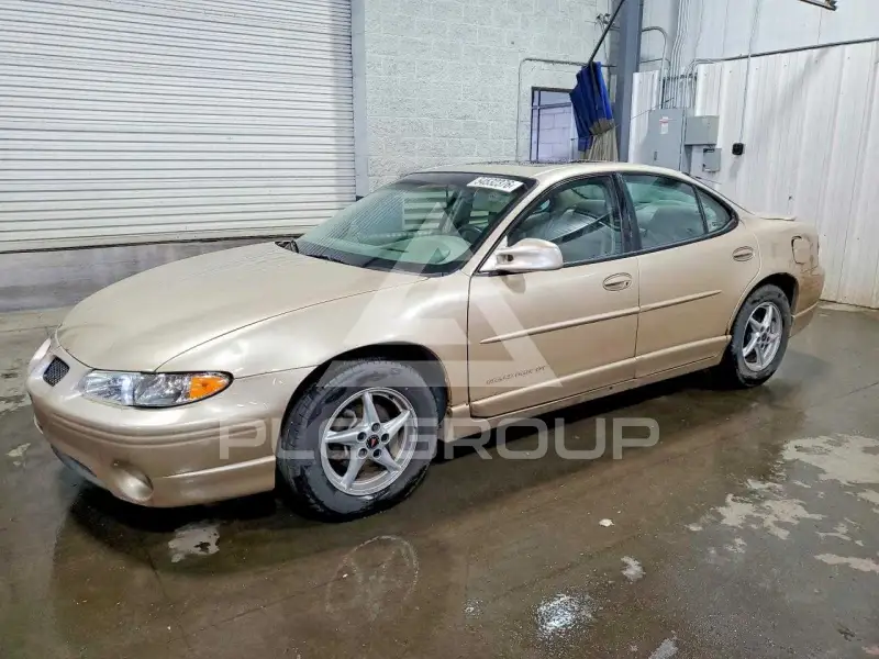 2002 Pontiac GRAND PRIX photo