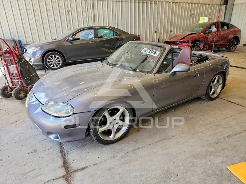 2002 Mazda MX-5 фото