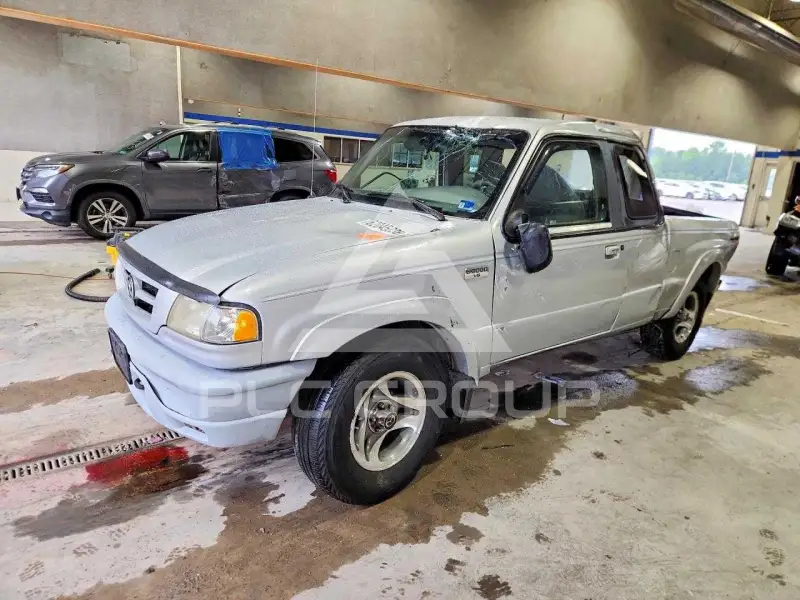 2002 Mazda B3000 photo