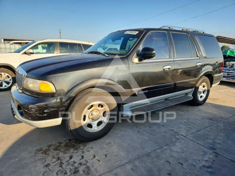 2002 Lincoln NAVIGATOR photo