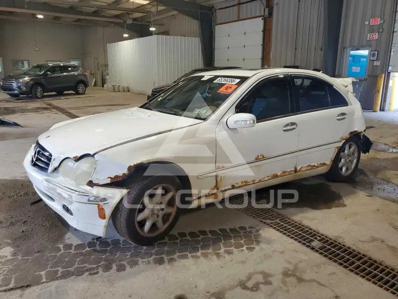 2002 Mercedes Benz C-Class фото