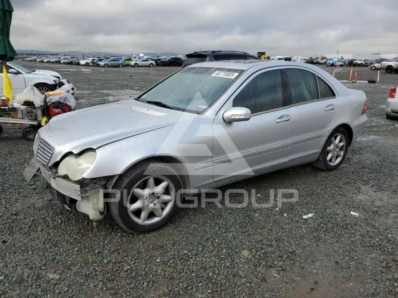 2002 Mercedes Benz C-Class фото