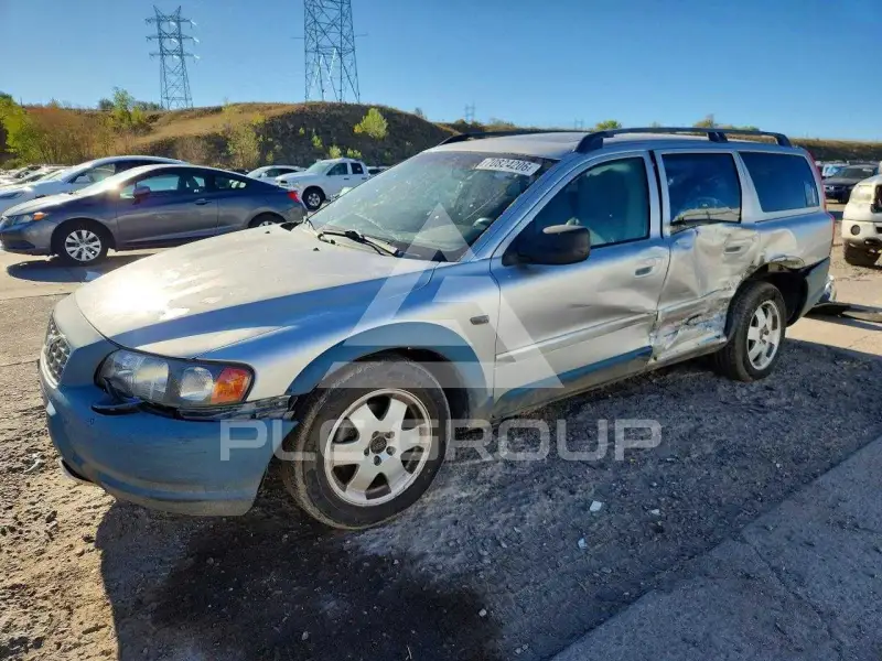 2002 Volvo V70 фото