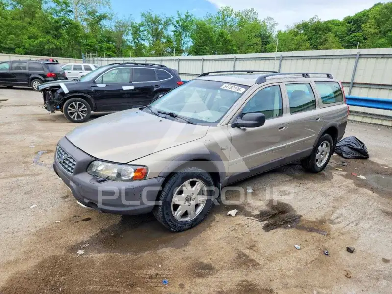 2002 Volvo V70 фото