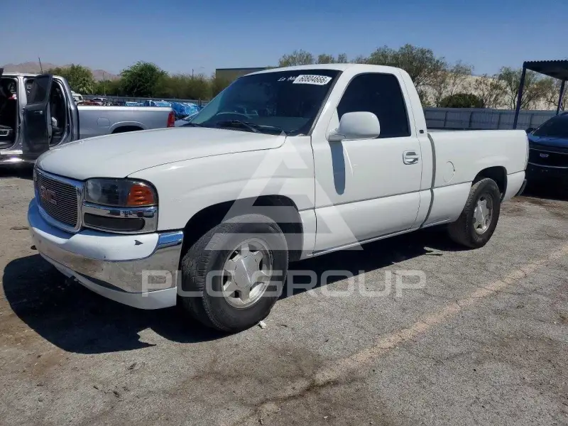 2002 GMC Sierra photo