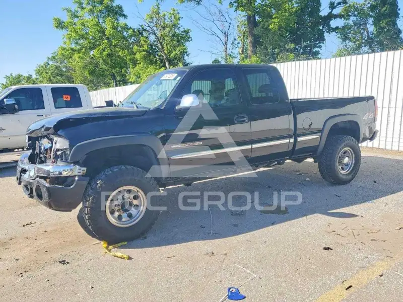 2002 GMC Sierra photo