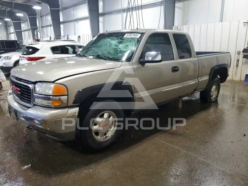 2002 GMC Sierra photo